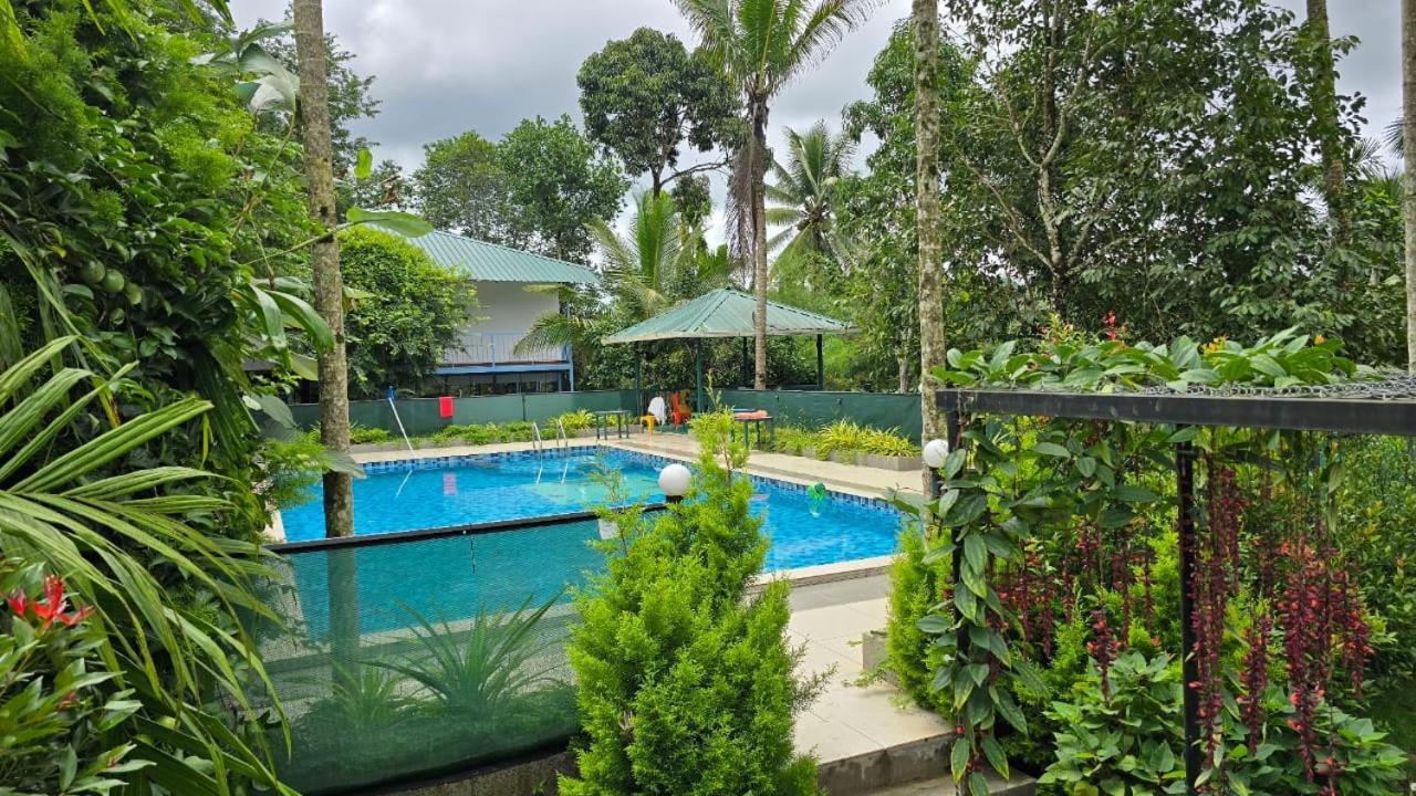 Green Aura Private Villas Султан-Батері Екстер'єр фото