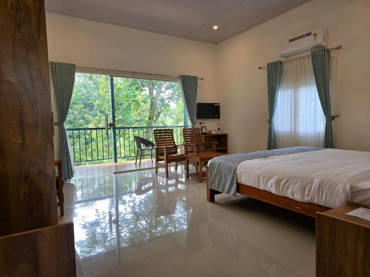 Green Aura Private Villas Султан-Батері Екстер'єр фото