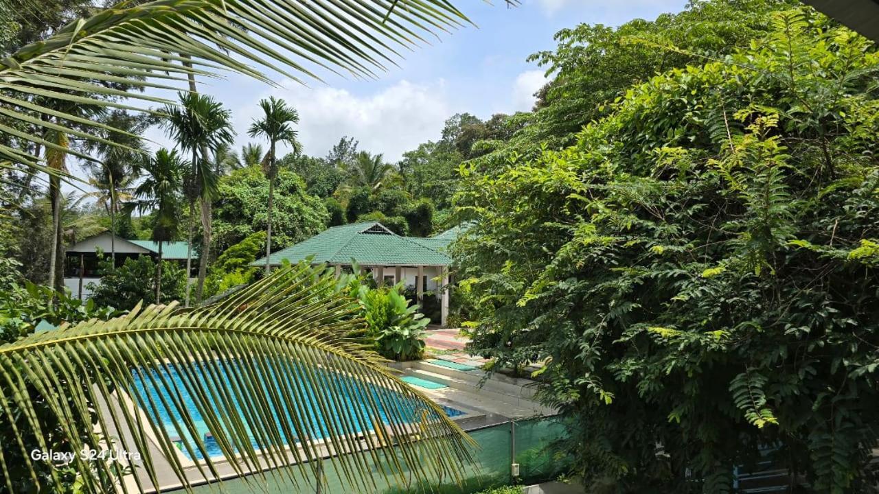 Green Aura Private Villas Султан-Батері Екстер'єр фото